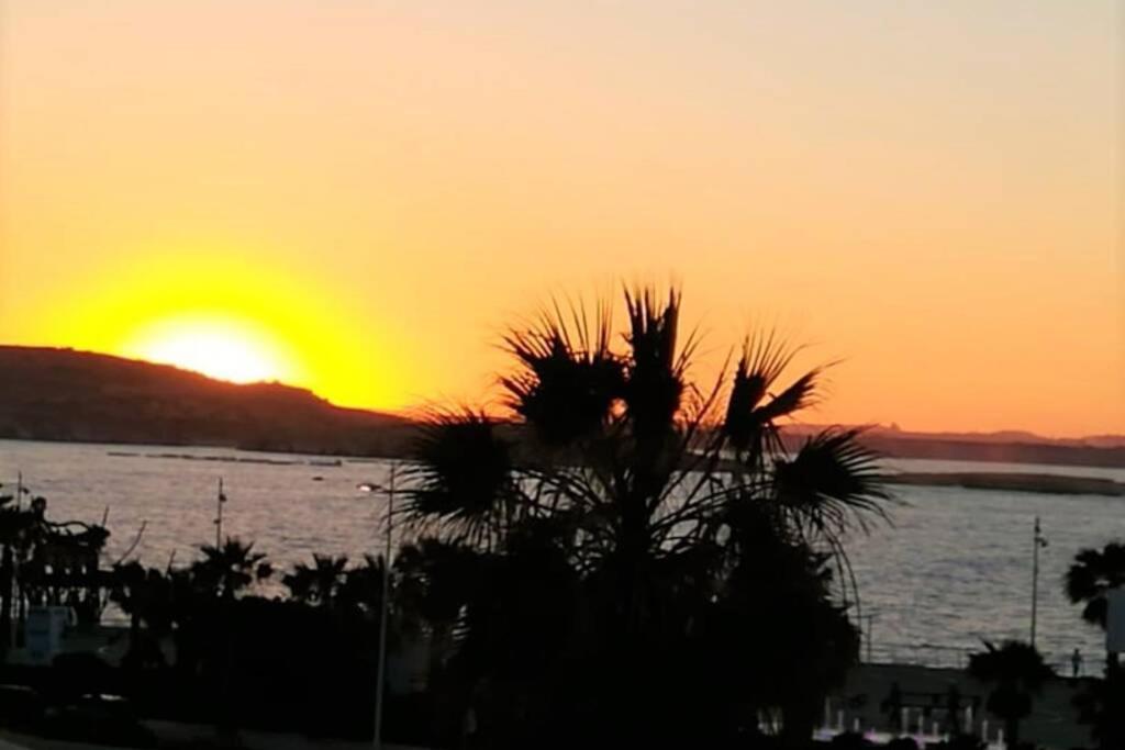 Sunshine Holiday Apartment 5 With Spectacular Seaviews St. Paul's Bay Exterior foto